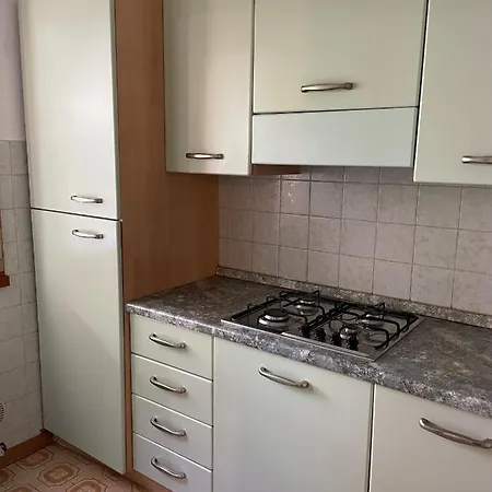 Apartment Tirrenia 5 *